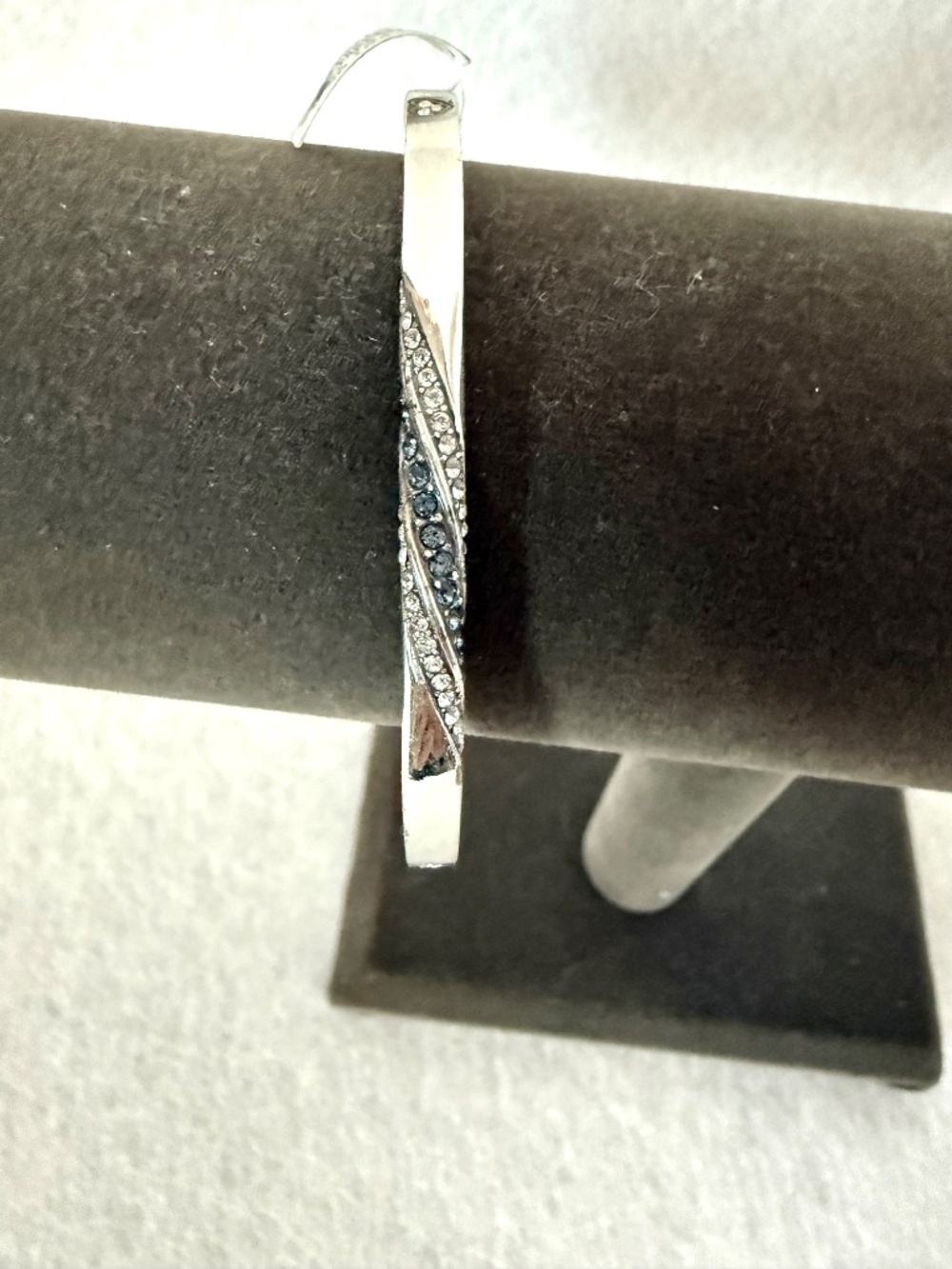 NWT Brighton Eternity Knot Bangle Blue